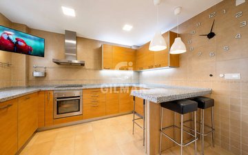 Property slide 10
