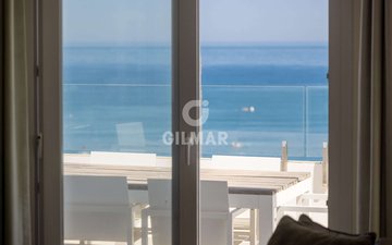 Property slide 40