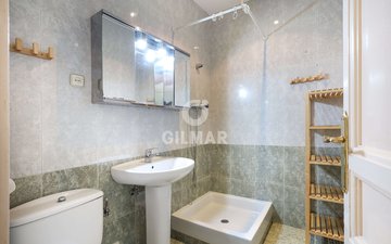 Property slide 25