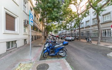 Property slide 21