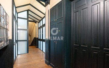 Property slide 32