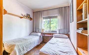 Property slide 20