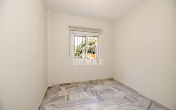 Property slide 18