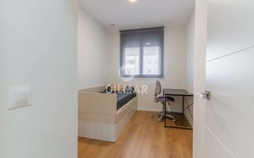 Property slide 22