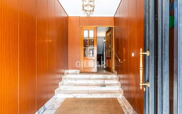 Property slide 21
