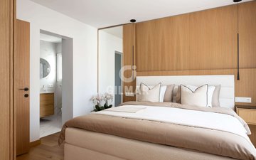Property slide 34