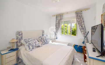 Property slide 16