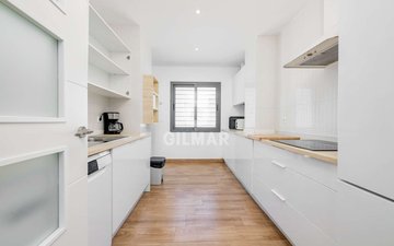 Property slide 14