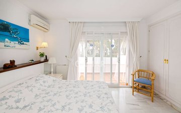 Property slide 20