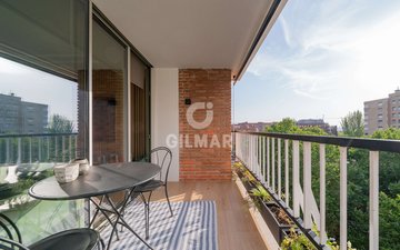 Property slide 10