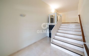 Property slide 31