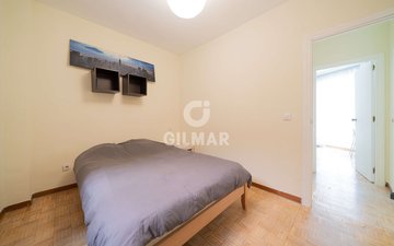 Property slide 22