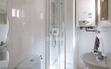 Property slide 24