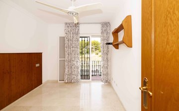 Property slide 17