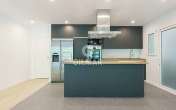 Property slide 40