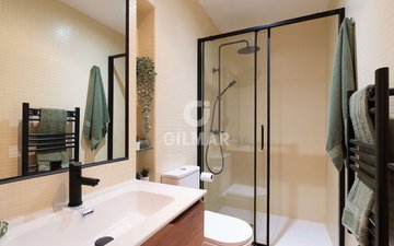 Property slide 16