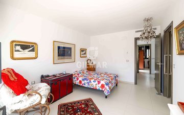 Property slide 24