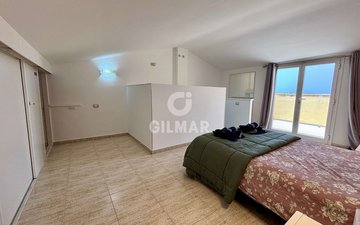 Property slide 32