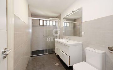Property slide 40