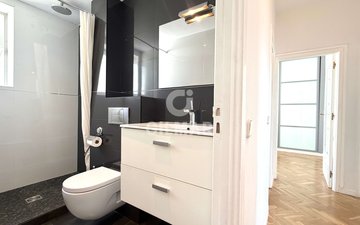 Property slide 20