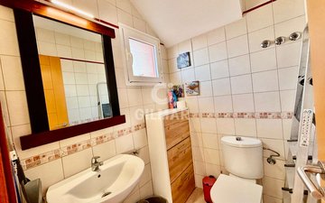 Property slide 33