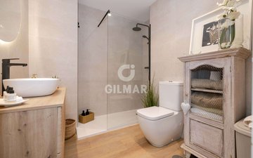 Property slide 18