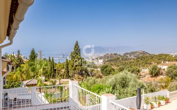 Property slide 41