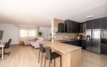 Property slide 17
