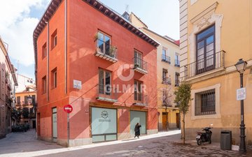 Property slide 28