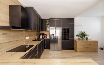Property slide 20