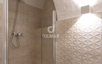 Property slide 20