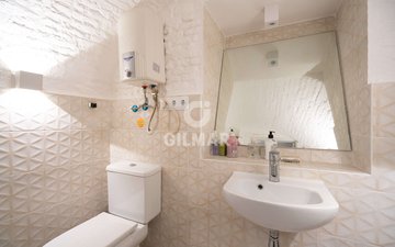 Property slide 18