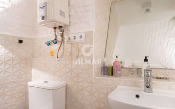 Property slide 22