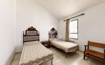 Property slide 22