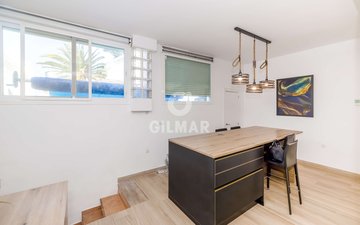 Property slide 25