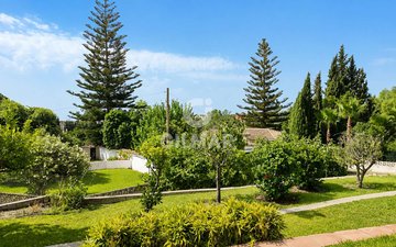 Property slide 29