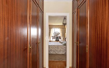 Property slide 44