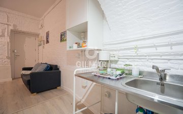 Property slide 16
