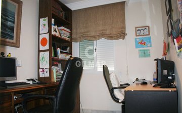 Property slide 7