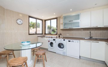 Property slide 14