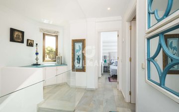 Property slide 16