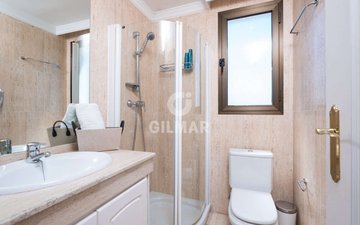 Property slide 20