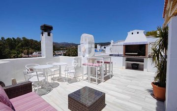 Property slide 25