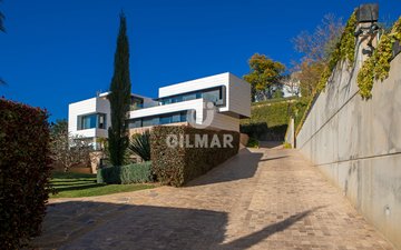 Property slide 2