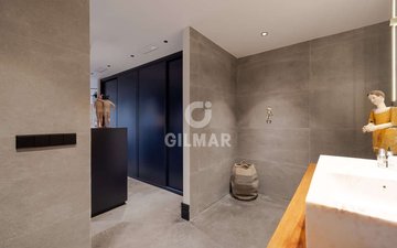 Property slide 36