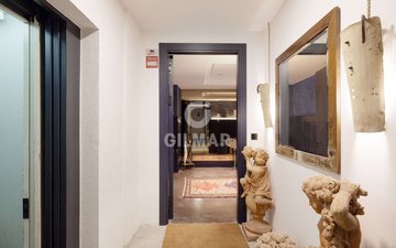 Property slide 10