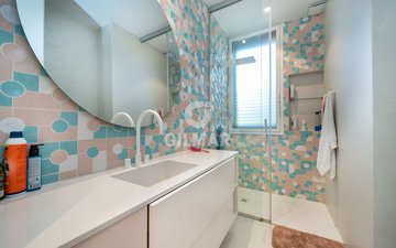 Property slide 24