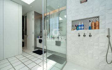Property slide 22