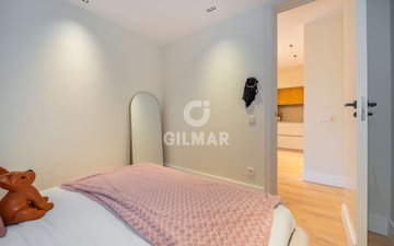 Property slide 18