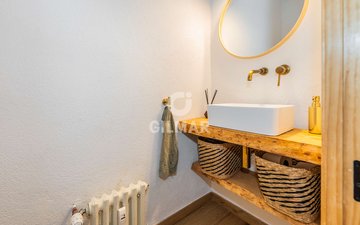 Property slide 22